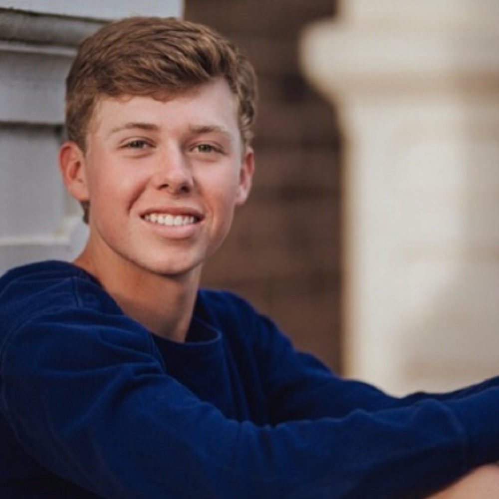 Meet your Posher, Cason